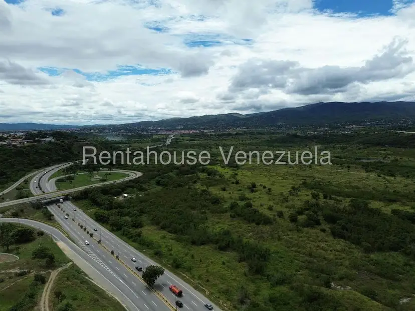 Terreno (Comercial) en Venta en Parroquia Santa Rosa, Lara