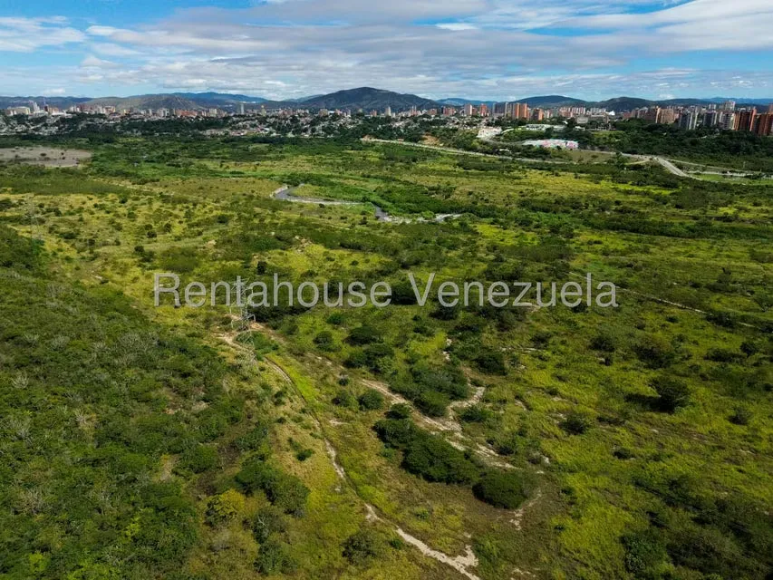 Terreno (Comercial) en Venta en Parroquia Santa Rosa, Lara - 3