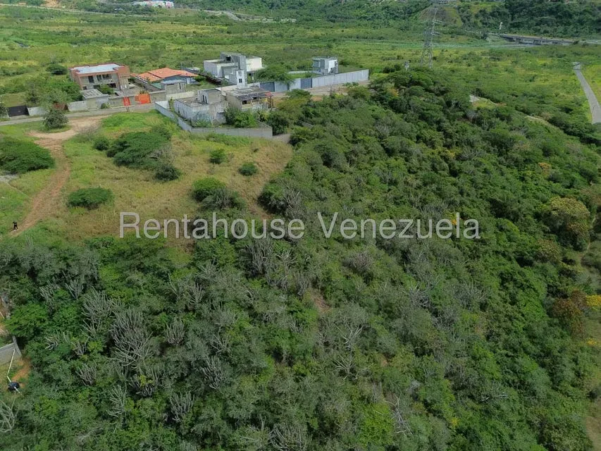 Terreno (Comercial) en Venta en Parroquia Santa Rosa, Lara - 25