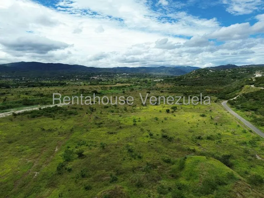 Terreno (Comercial) en Venta en Parroquia Santa Rosa, Lara - 34