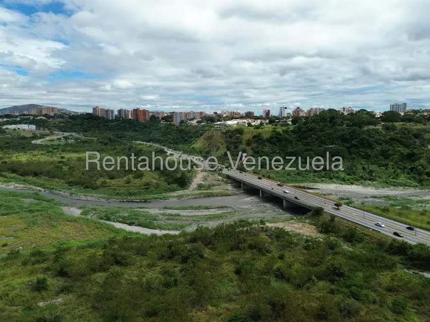 Terreno (Comercial) en Venta en Parroquia Santa Rosa, Lara - 36