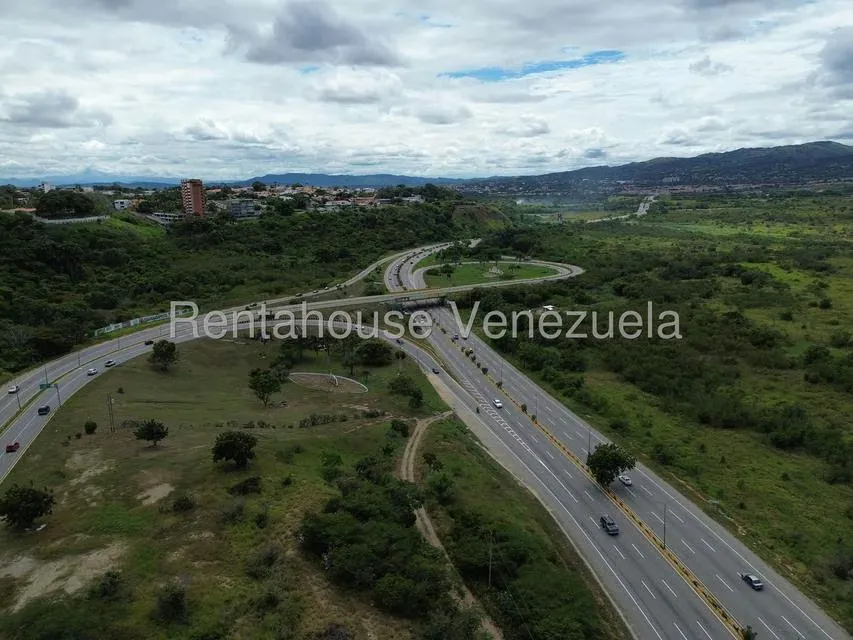 Terreno (Comercial) en Venta en Parroquia Santa Rosa, Lara - 44