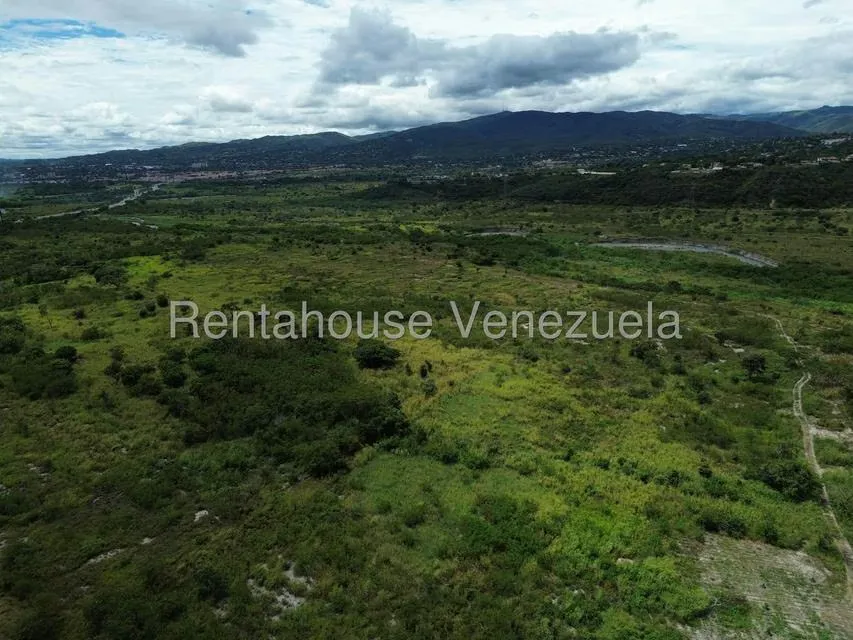 Terreno (Comercial) en Venta en Parroquia Santa Rosa, Lara - 49
