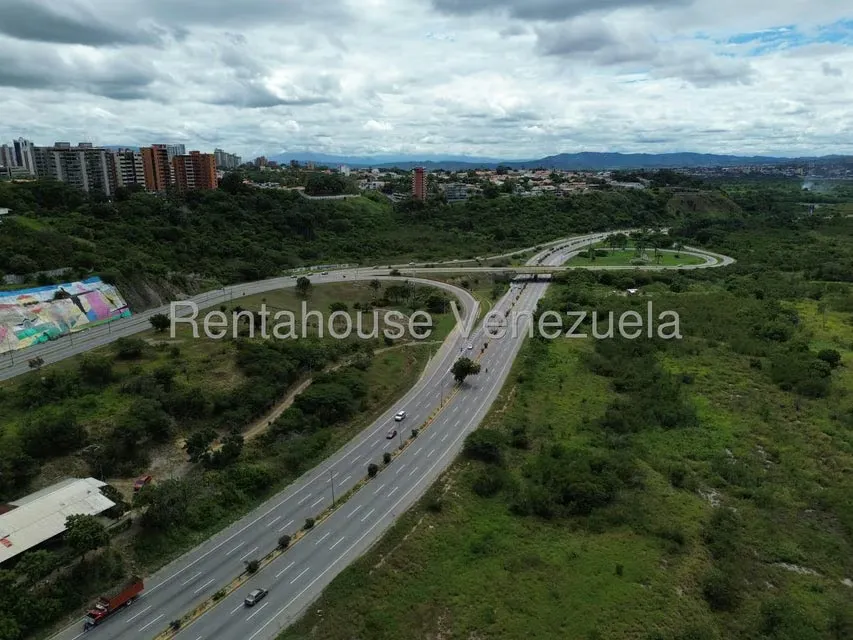Terreno (Comercial) en Venta en Parroquia Santa Rosa, Lara - 50