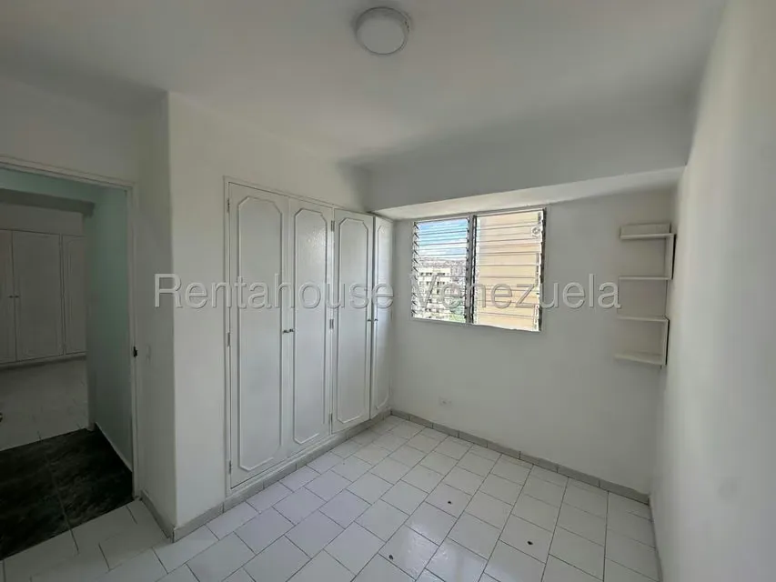 Apartamento (1 Nivel) en Alquiler en Palo Verde, Distrito Metropolitano - 12