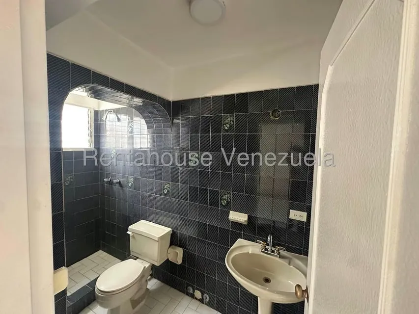 Apartamento (1 Nivel) en Alquiler en Palo Verde, Distrito Metropolitano - 19