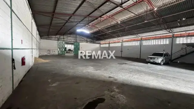 VENTA DE GALPÓN INDUSTRIAL – LA QUIZANDA, VALENCIA