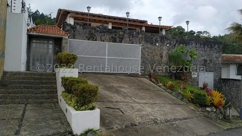 Casa (Multipes Niveles) en Venta en La Lagunita Country Club, Distrito Metropolitano