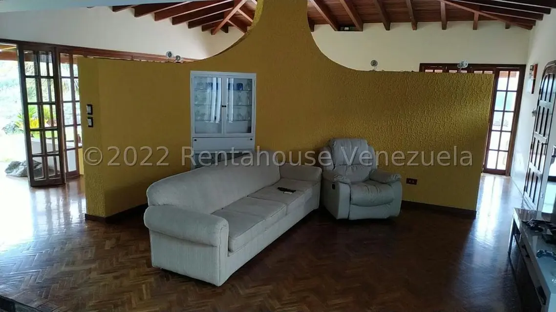 Casa (Multipes Niveles) en Venta en La Lagunita Country Club, Distrito Metropolitano - 21