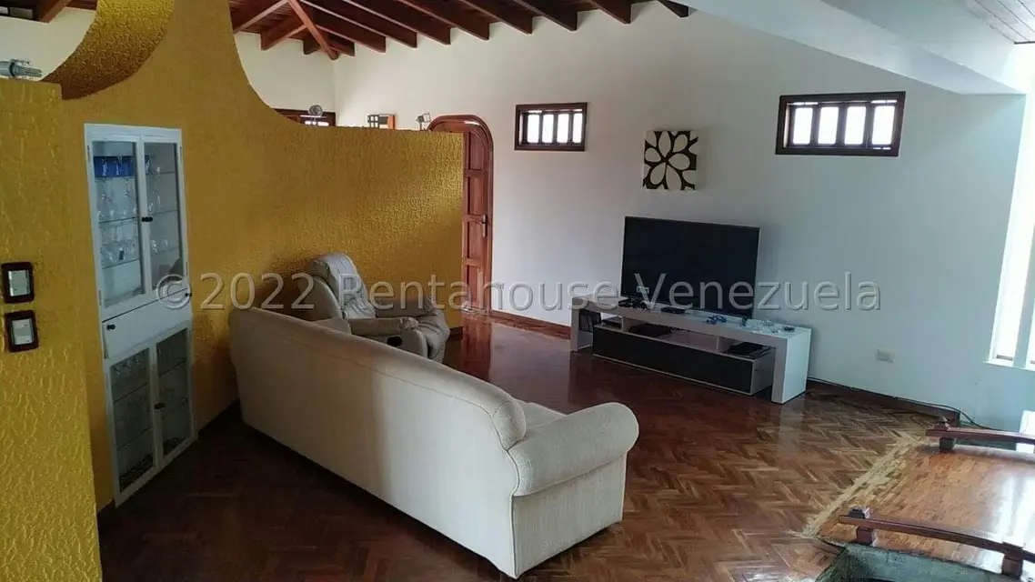 Casa (Multipes Niveles) en Venta en La Lagunita Country Club, Distrito Metropolitano - 23