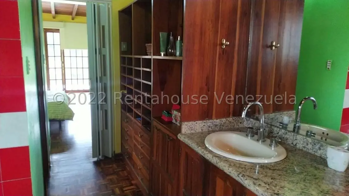 Casa (Multipes Niveles) en Venta en La Lagunita Country Club, Distrito Metropolitano - 32