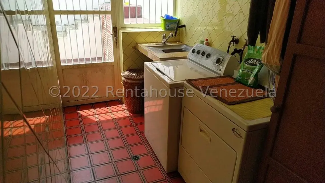 Casa (Multipes Niveles) en Venta en La Lagunita Country Club, Distrito Metropolitano - 60