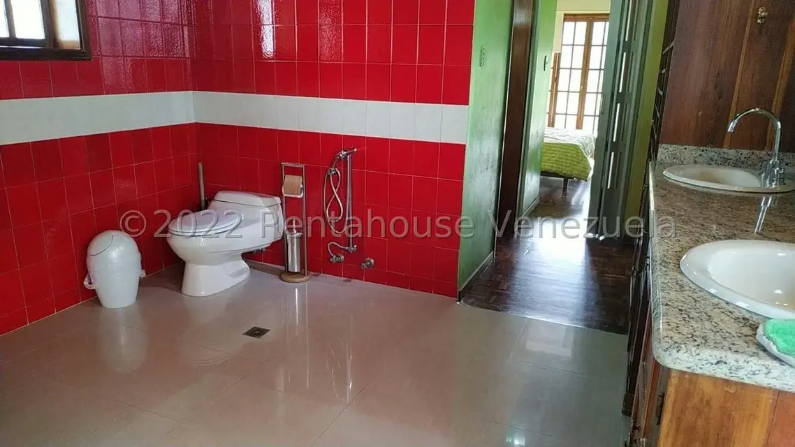 Casa (Multipes Niveles) en Venta en La Lagunita Country Club, Distrito Metropolitano - 9