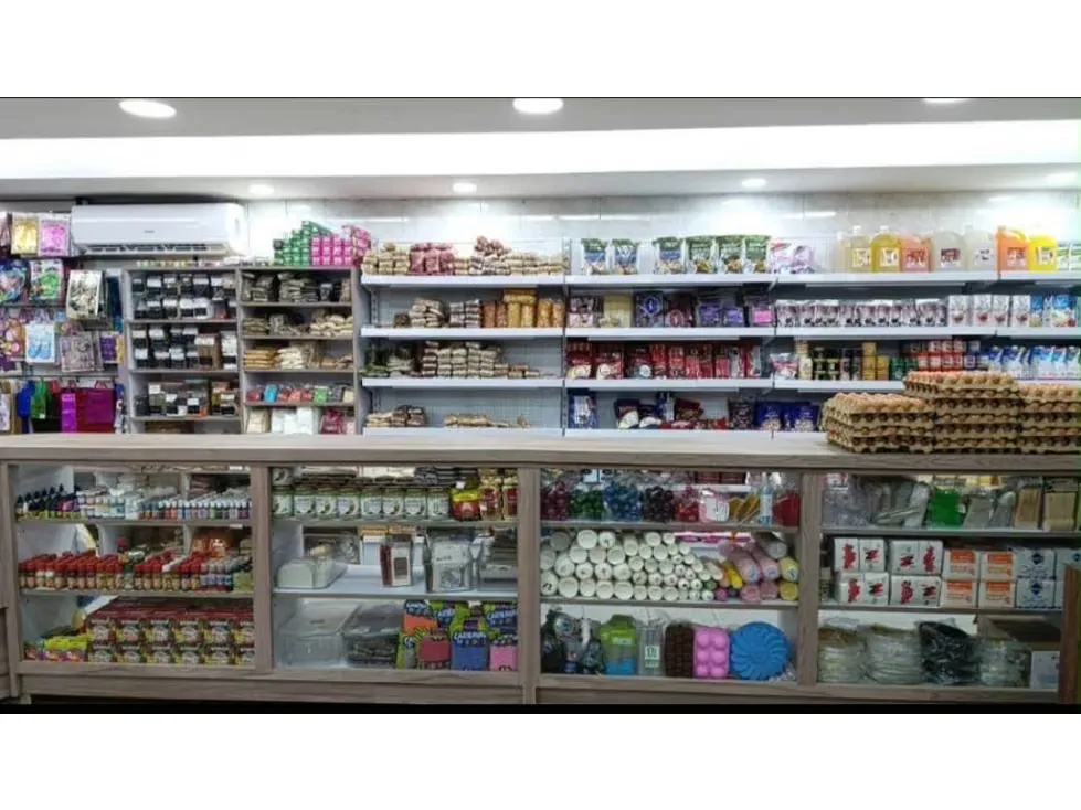 Vendo local comercial 200m2 La Urbina 8168 - 29