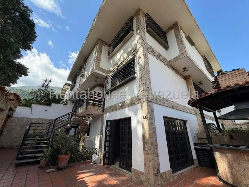 Casa (Multipes Niveles) en Venta en El Marques, Distrito Metropolitano