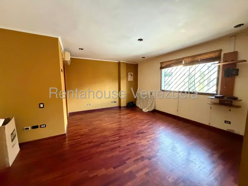Casa (Multipes Niveles) en Venta en El Marques, Distrito Metropolitano - 33