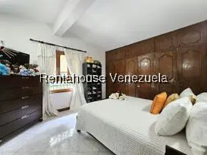 Casa (Multipes Niveles) en Venta en Cumbres de Curumo, Distrito Metropolitano - 109