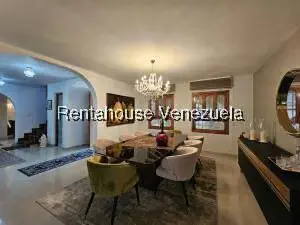 Casa (Multipes Niveles) en Venta en Cumbres de Curumo, Distrito Metropolitano - 18