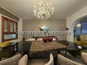 Casa (Multipes Niveles) en Venta en Cumbres de Curumo, Distrito Metropolitano - 19