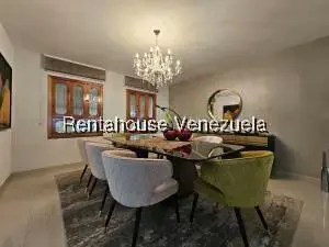 Casa (Multipes Niveles) en Venta en Cumbres de Curumo, Distrito Metropolitano - 21