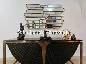 Casa (Multipes Niveles) en Venta en Cumbres de Curumo, Distrito Metropolitano - 37