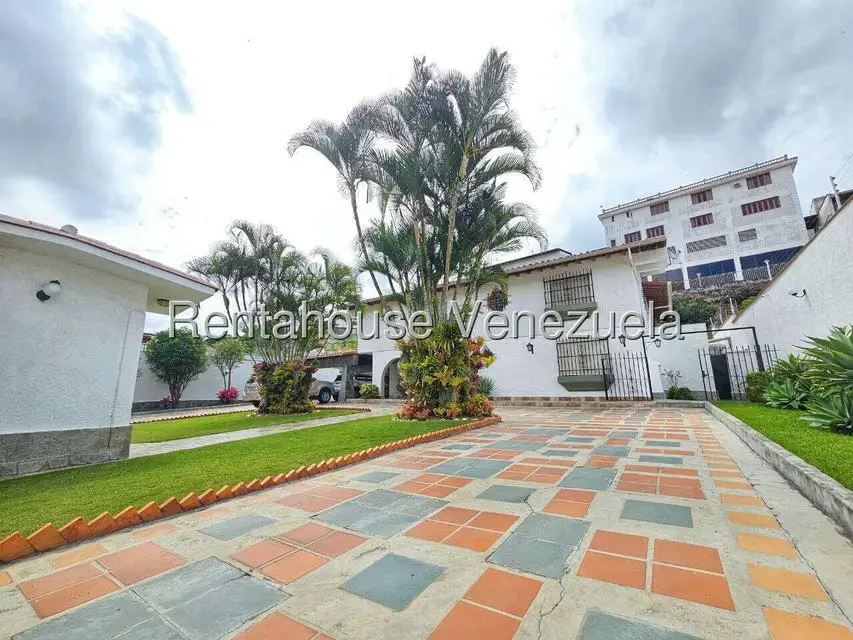 Casa (Multipes Niveles) en Venta en Cumbres de Curumo, Distrito Metropolitano - 4