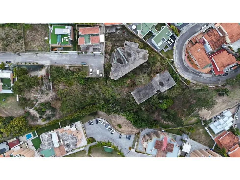 Se vende terreno 2800m² Alto Hatillo - 3