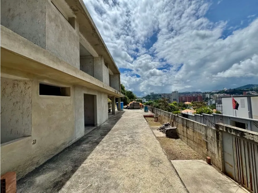 Se vende casa 813m2 Prados del Este - 19