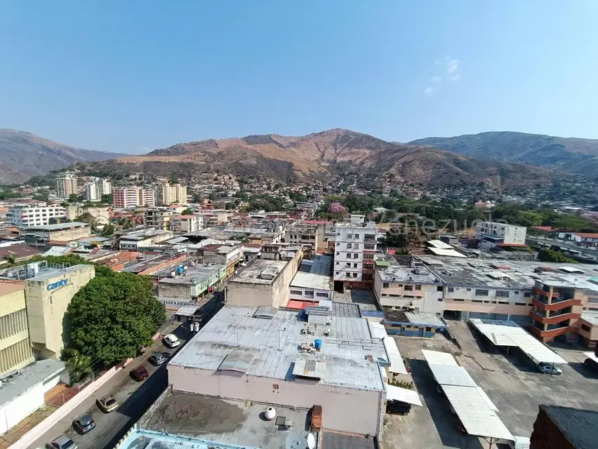 Apartamento (1 Nivel) en Venta en Avenida Victoria, Aragua - 5