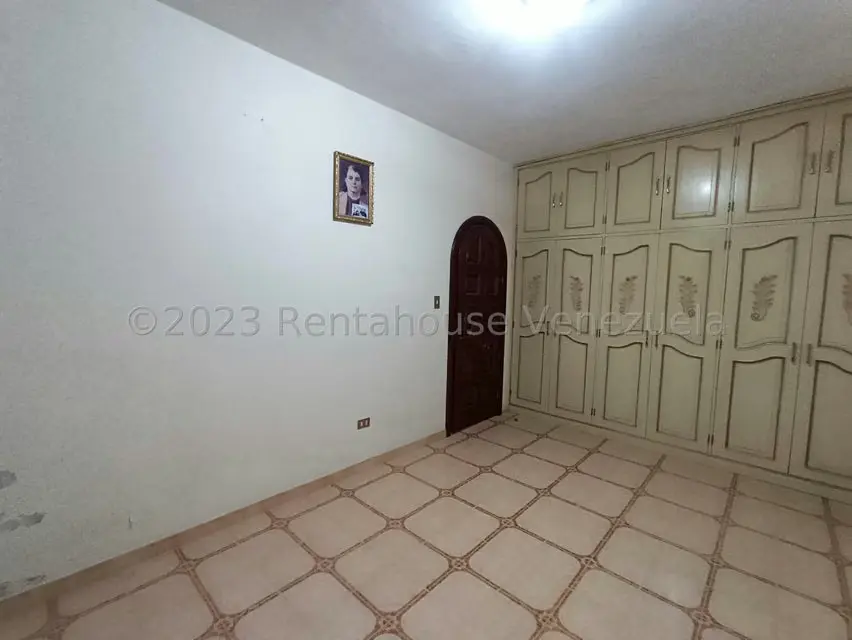 Apartamento (1 Nivel) en Venta en Avenida Victoria, Aragua - 9