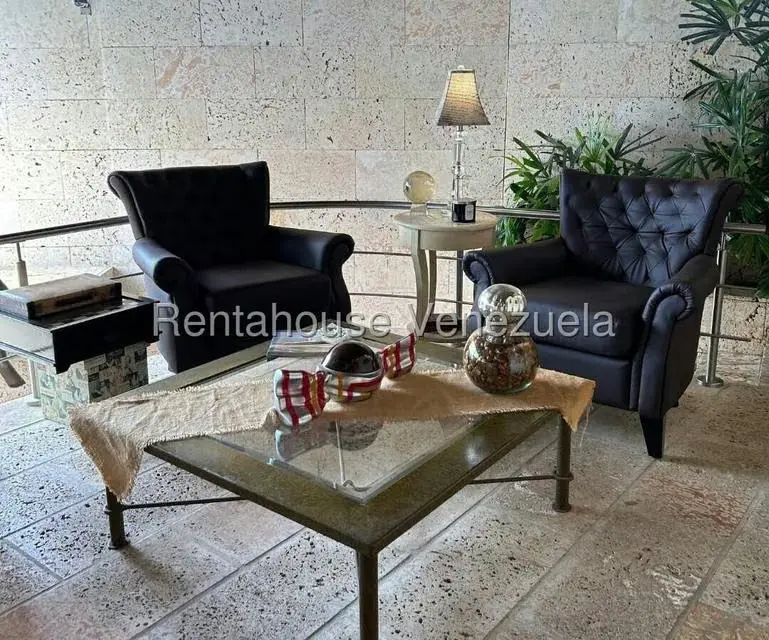 Casa (Multipes Niveles) en Venta en Macaracuay, Distrito Metropolitano - 12