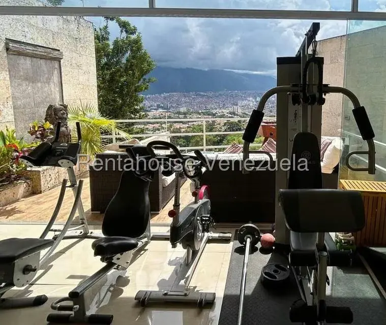 Casa (Multipes Niveles) en Venta en Macaracuay, Distrito Metropolitano - 22