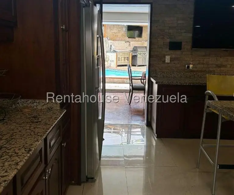 Casa (Multipes Niveles) en Venta en Macaracuay, Distrito Metropolitano - 26