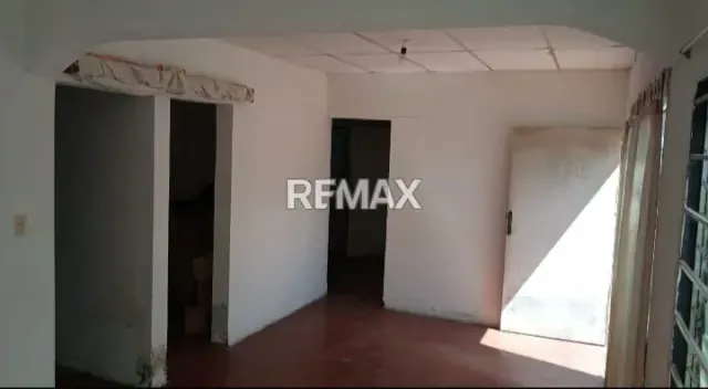 Casa Comercial en Alquiler Urbanización la Mata - Cabudare - 2