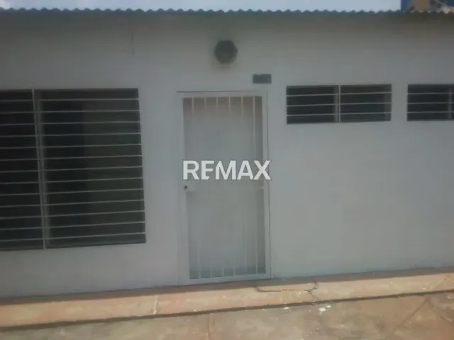 Casa Comercial en Alquiler Urbanización la Mata - Cabudare - 4