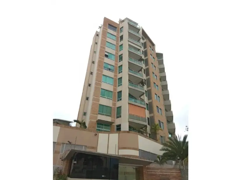 Alquilo apartamento 140m2 Las Mesetas Santa Rosa de Lima 8917