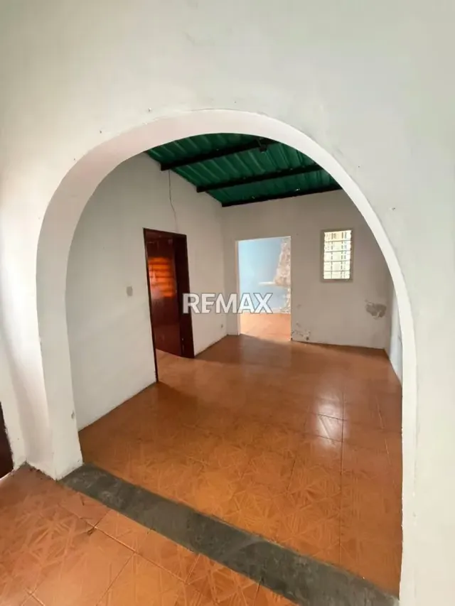 EN VENTA CASA EN EL LIMON UBICADA EN LA CALLE ANZOATEGUI - 15