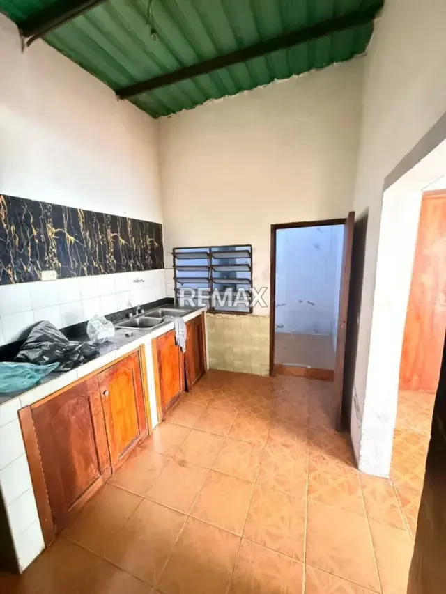 EN VENTA CASA EN EL LIMON UBICADA EN LA CALLE ANZOATEGUI - 17