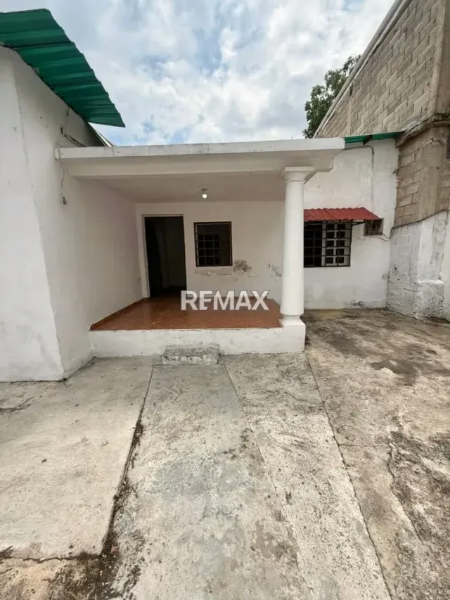 EN VENTA CASA EN EL LIMON UBICADA EN LA CALLE ANZOATEGUI - 2