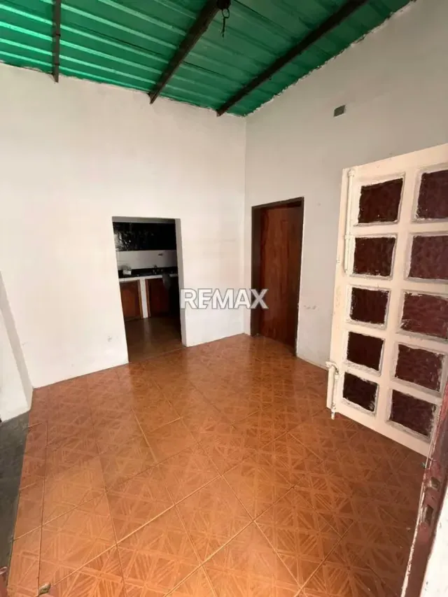 EN VENTA CASA EN EL LIMON UBICADA EN LA CALLE ANZOATEGUI - 8