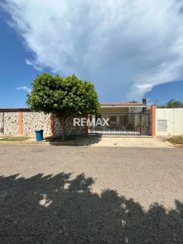 Casa en venta en la Urbanización El Doral Norte