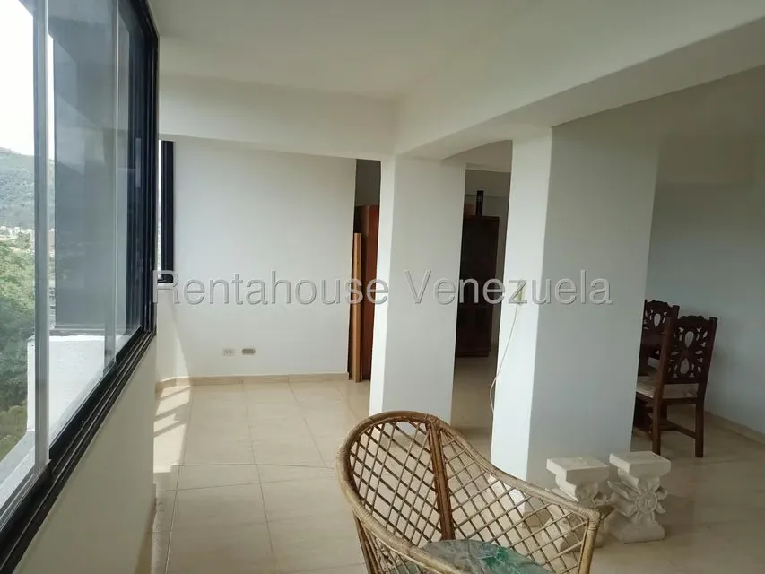 Apartamento (Duplex) en Alquiler en Guaicay, Distrito Metropolitano - 12