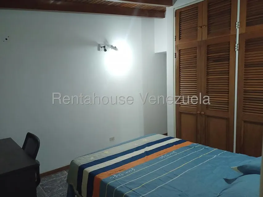 Apartamento (Duplex) en Alquiler en Guaicay, Distrito Metropolitano - 40