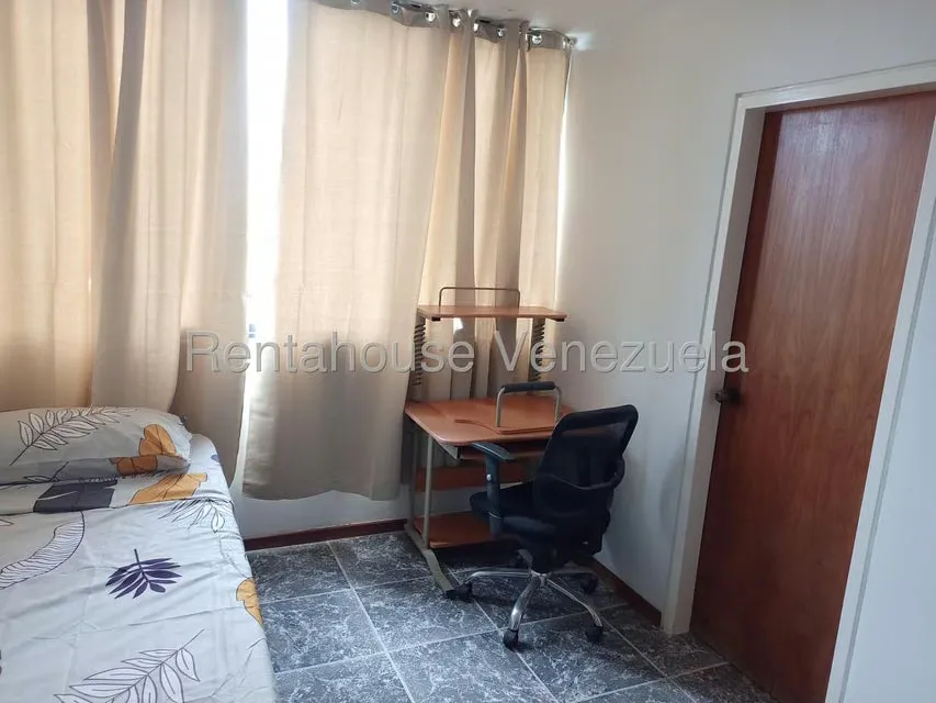 Apartamento (Duplex) en Alquiler en Guaicay, Distrito Metropolitano - 44