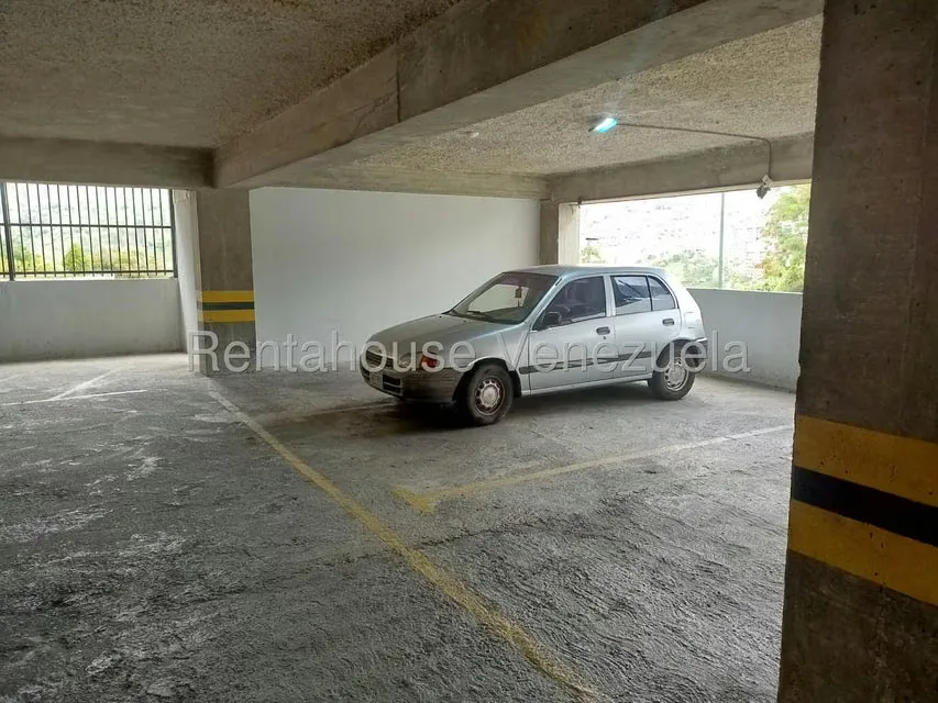 Apartamento (Duplex) en Alquiler en Guaicay, Distrito Metropolitano - 52
