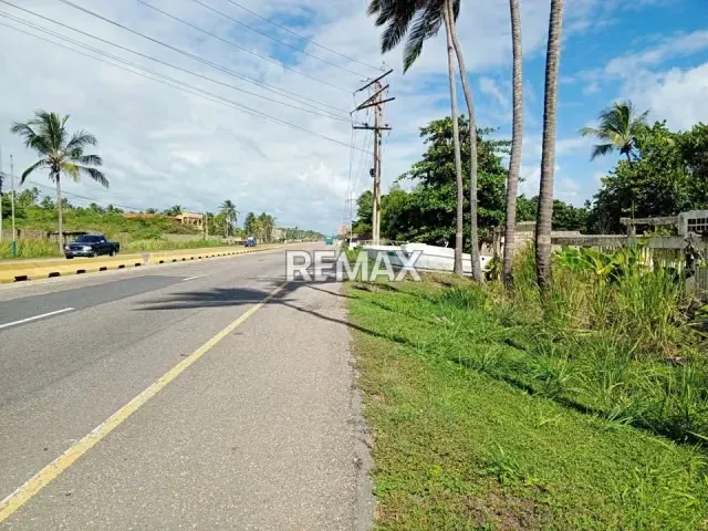 VENDE TERRENO DE 952,34 M2 A ORILLA DE MAR SECTOR ARAGUITA TUCACAS. - 3