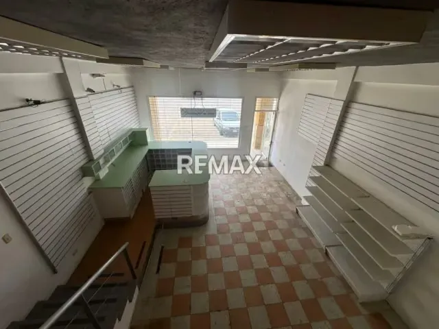 SE VENDE LOCAL COMERCIAL EN NUEVA BARCELONA - 4