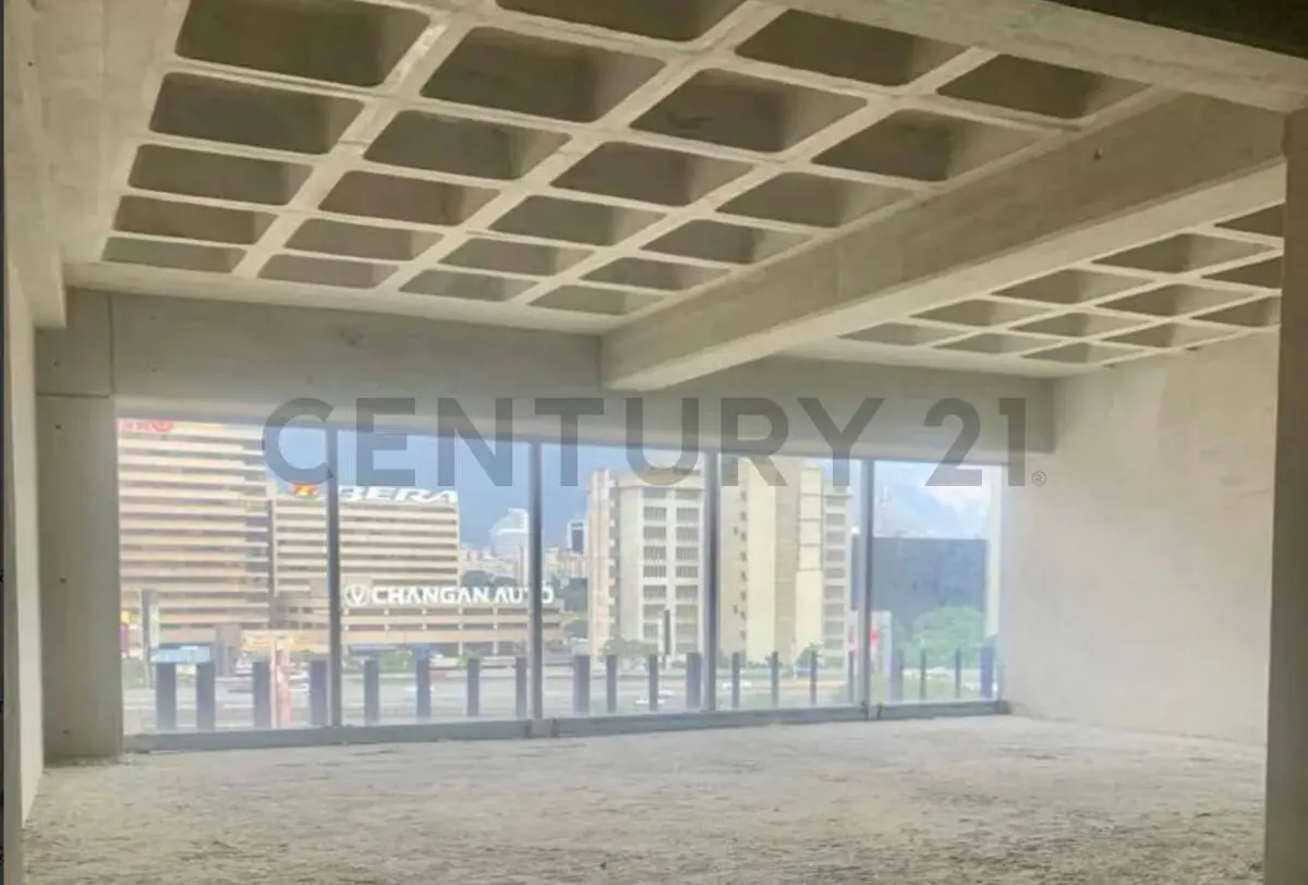 No dejes pasar esta oportunidad UNICA! Oficina en VENTA EN LA URB. LAS MERCEDES - 2