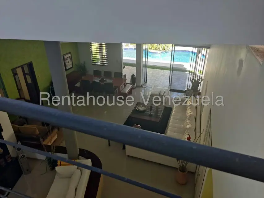 Casa (Duplex) en Venta en Cumboto, Carabobo - 15