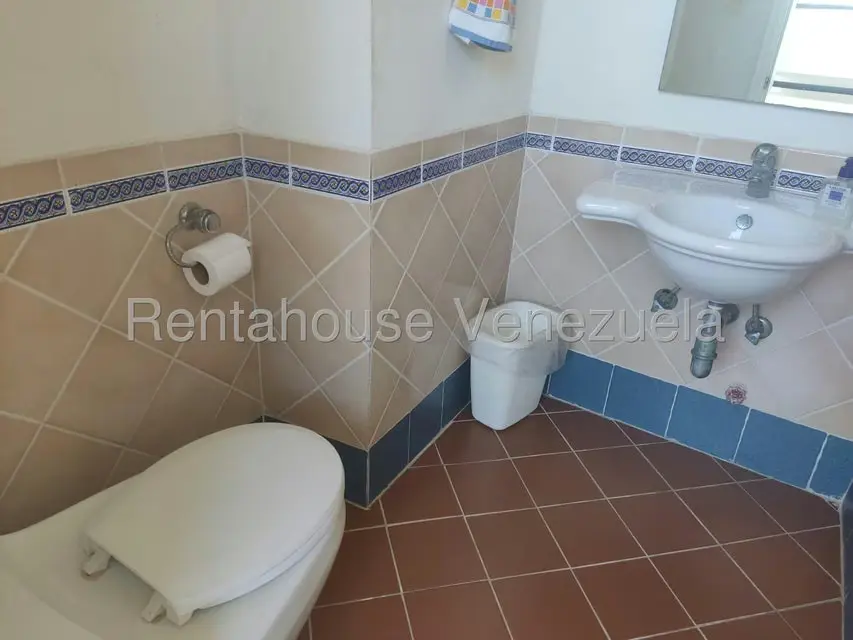 Casa (Duplex) en Venta en Cumboto, Carabobo - 31